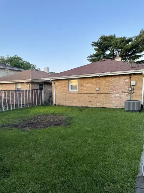 Exterior - 7712 Lorel Ave, Burbank, IL 60459 photo 2 of 3