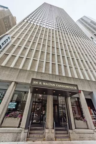 100 E Walton St #33D, Chicago, IL 60611