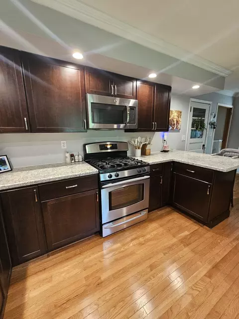310 W 5th St, Gridley, IL 61744 photo 7