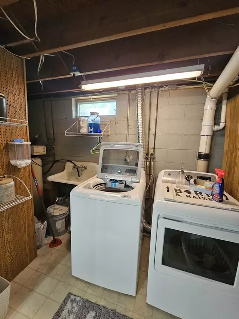 310 W 5th St, Gridley, IL 61744 photo 34