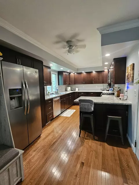 310 W 5th St, Gridley, IL 61744 photo 4
