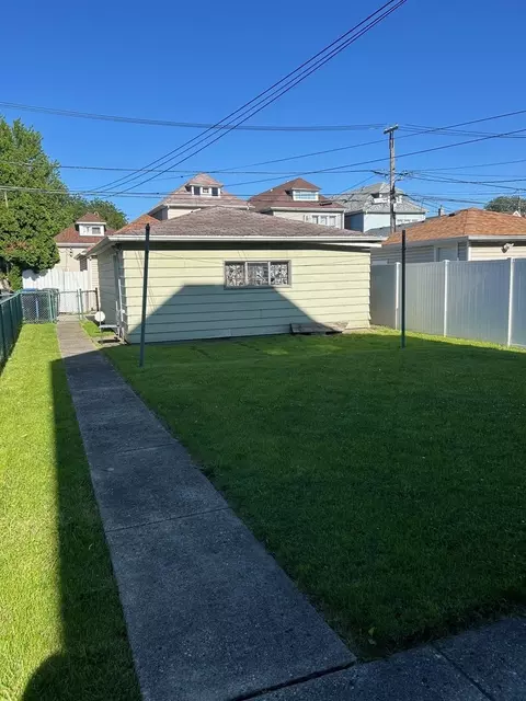 4815 S Springfield St, Chicago, IL 60632 photo 9