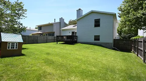 Exterior - 2106 Timberview Dr, Bloomington, IL 61701 photo 1 of 2