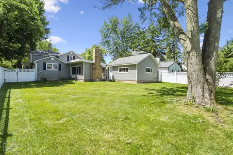 Exterior - 317 E Wilson St, Peotone, IL 60468 photo 4 of 6
