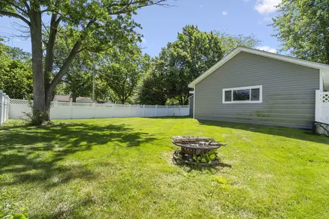 Exterior - 317 E Wilson St, Peotone, IL 60468 photo 6 of 6