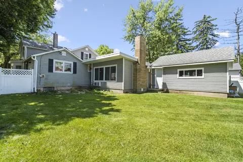 Exterior - 317 E Wilson St, Peotone, IL 60468 photo 2 of 6