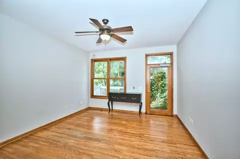 1124 S Washington St, Wheaton, IL 60189 photo 7
