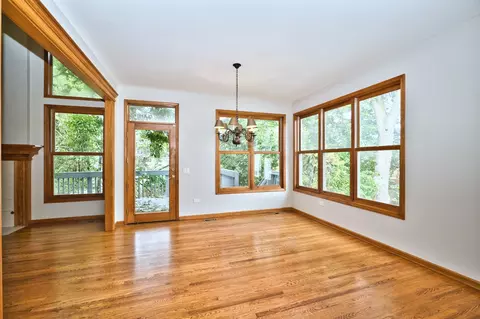 1124 S Washington St, Wheaton, IL 60189 photo 11