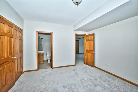 1124 S Washington St, Wheaton, IL 60189 photo 20