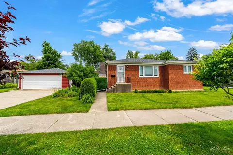 1206 Arbor Ave, Highland Park, IL 60035