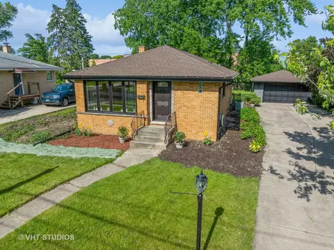 1222 N Dunton Ave, Arlington Heights, IL 60004