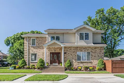 5101 N Nashville Ave, Chicago, IL 60656