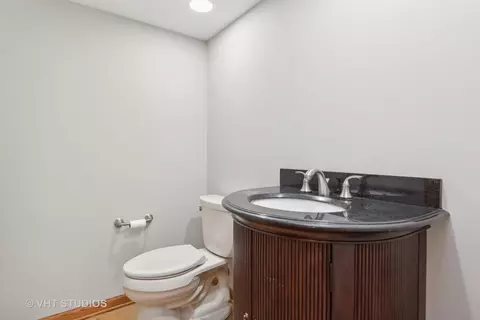 Bath - 2701 Modaff Rd, Naperville, IL 60565 photo 3 of 5
