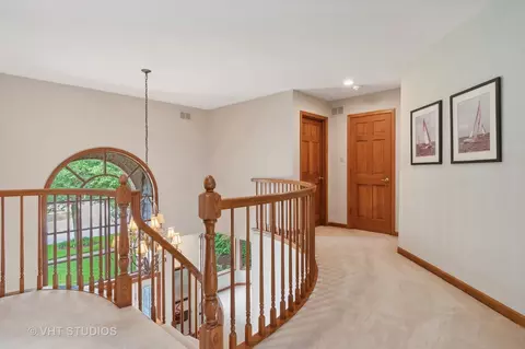 Entry Way - 2701 Modaff Rd, Naperville, IL 60565 photo 2 of 2