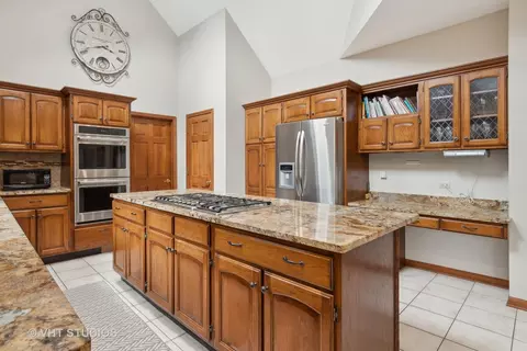 Kitchen - 2701 Modaff Rd, Naperville, IL 60565 photo 2 of 2