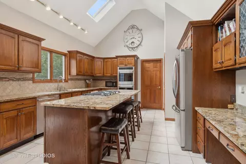 Kitchen - 2701 Modaff Rd, Naperville, IL 60565 photo 1 of 2