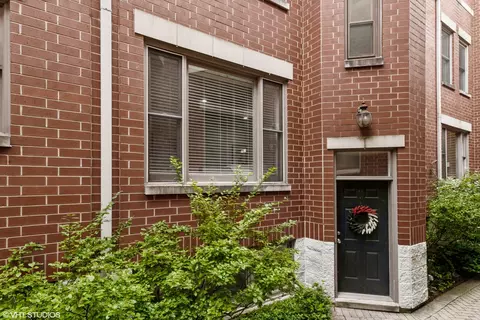 1334 W Webster Ave #I, Chicago, IL 60614