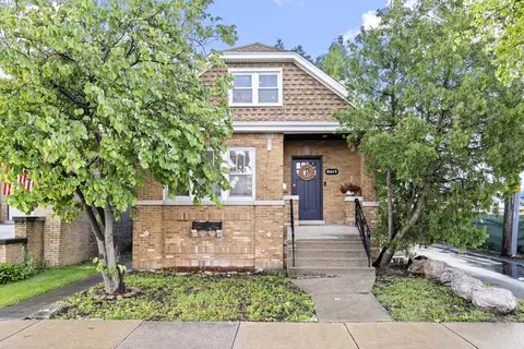 5614 W Cornelia Ave, Chicago, IL 60634
