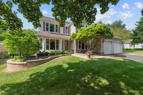 936 Ridgewood Dr, Cary, IL 60013