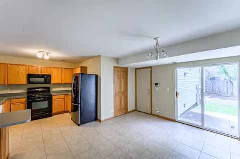 825 Symphony Dr, Aurora, IL 60504 photo 7