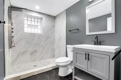 7233 S Emerald Ave, Chicago, IL 60621 photo 9