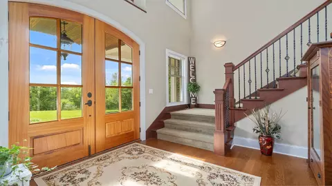 Entry Way - 8827 N Conger Rd, Leaf River, IL 61047 photo 2 of 8