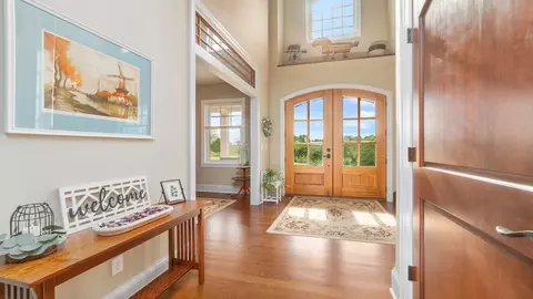 Entry Way - 8827 N Conger Rd, Leaf River, IL 61047 photo 4 of 8