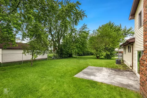 Exterior - 48 Pheasant Rd, Matteson, IL 60443 photo 1 of 1