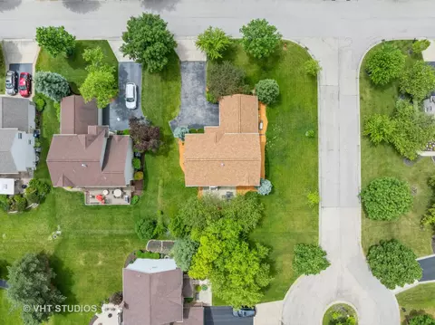 View/Area - 4611 Whitehall Ct, Algonquin, IL 60102 photo 5 of 10