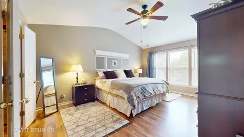 Bedroom - 4611 Whitehall Ct, Algonquin, IL 60102 photo 1 of 8