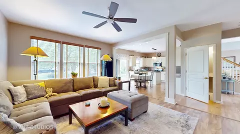 Living - 4611 Whitehall Ct, Algonquin, IL 60102 photo 3 of 5