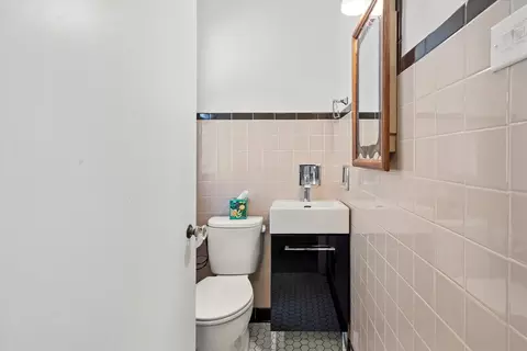 Bath - 1852 Maple Ave, Berwyn, IL 60402 photo 1 of 2