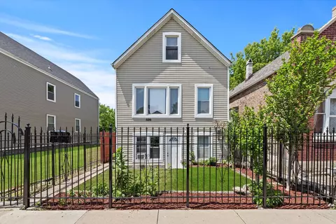 5126 S Wolcott Ave, Chicago, IL 60609