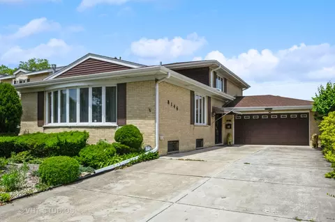 8146 W Gregory St, Chicago, IL 60656
