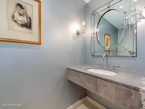 Bath - 159 E Walton Pl #11D, Chicago, IL 60611 photo 1 of 5