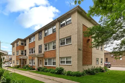 4921 N Lester Ave #101, Chicago, IL 60630