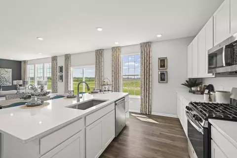 Kitchen - 232 Davidson Dr, Elburn, IL 60119 photo 2 of 2