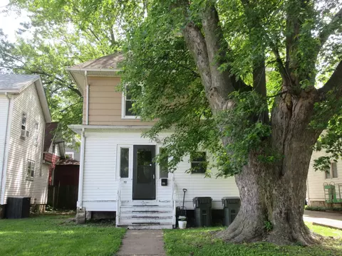 108 6th Ave, Sterling, IL 61081