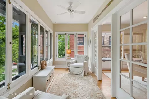 Exterior - 229 Main St #3, Evanston, IL 60202 photo 3 of 6
