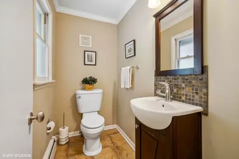 Bath - 951 Wayne Ave, Deerfield, IL 60015 photo 1 of 3
