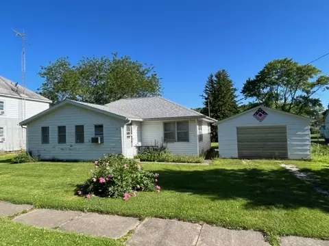 304 Adda St, Roberts, IL 60962