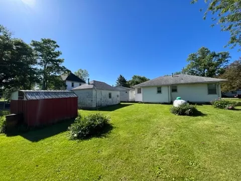 304 Adda St, Roberts, IL 60962 photo 3