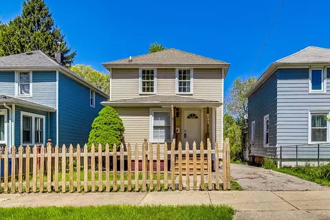 532 George Ave, Waukegan, IL 60085