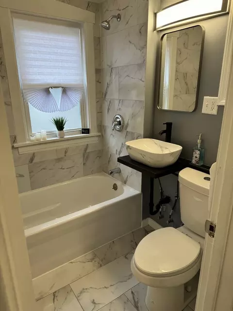Bath - 2136 S 16th Ave, Broadview, IL 60155 photo 1 of 4