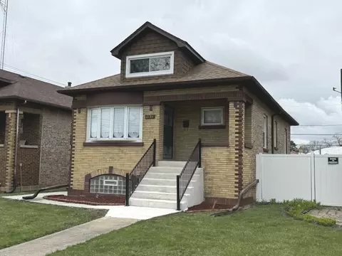 Exterior - 2136 S 16th Ave, Broadview, IL 60155 photo 3 of 7