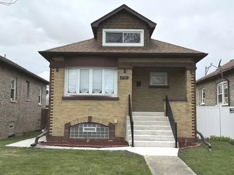 Exterior - 2136 S 16th Ave, Broadview, IL 60155 photo 2 of 7