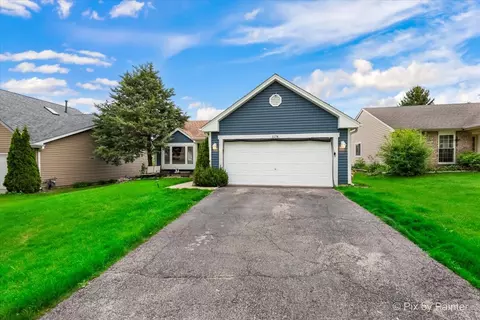 Exterior - 1174 Concord Dr, Elgin, IL 60120 photo 2 of 7
