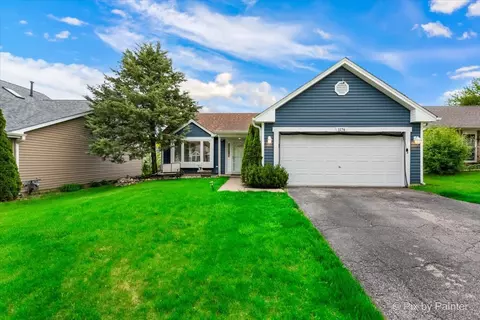 Exterior - 1174 Concord Dr, Elgin, IL 60120 photo 4 of 7