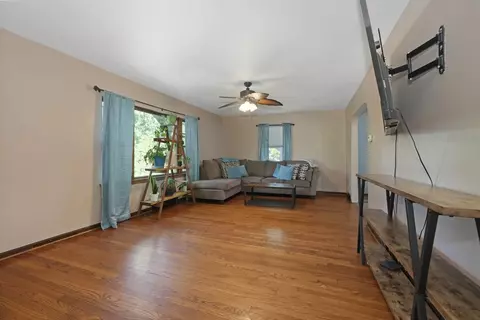 6 S258 Old Eola Rd, Eola, IL 60519 photo 3