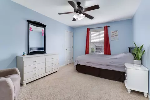 Bedroom - 1069 Harmony Way, Normal, IL 61761 photo 6 of 7